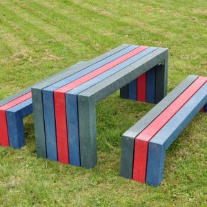 Herald Premium Childrens Table